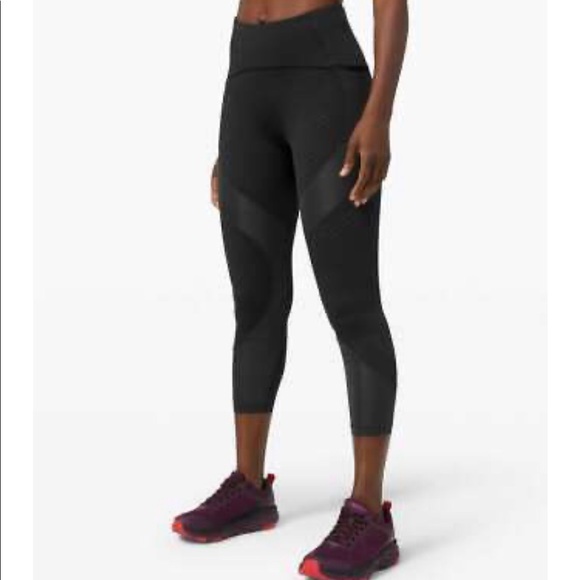 lululemon athletica Pants - Lululemon leggings Uncovered Strength HR crop 23’’